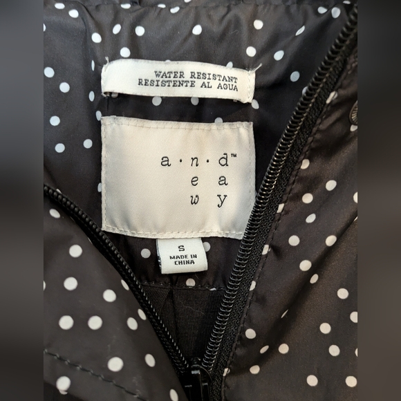 Hooded Polka Dot Rain Jacket - Small - Picture 2 of 11